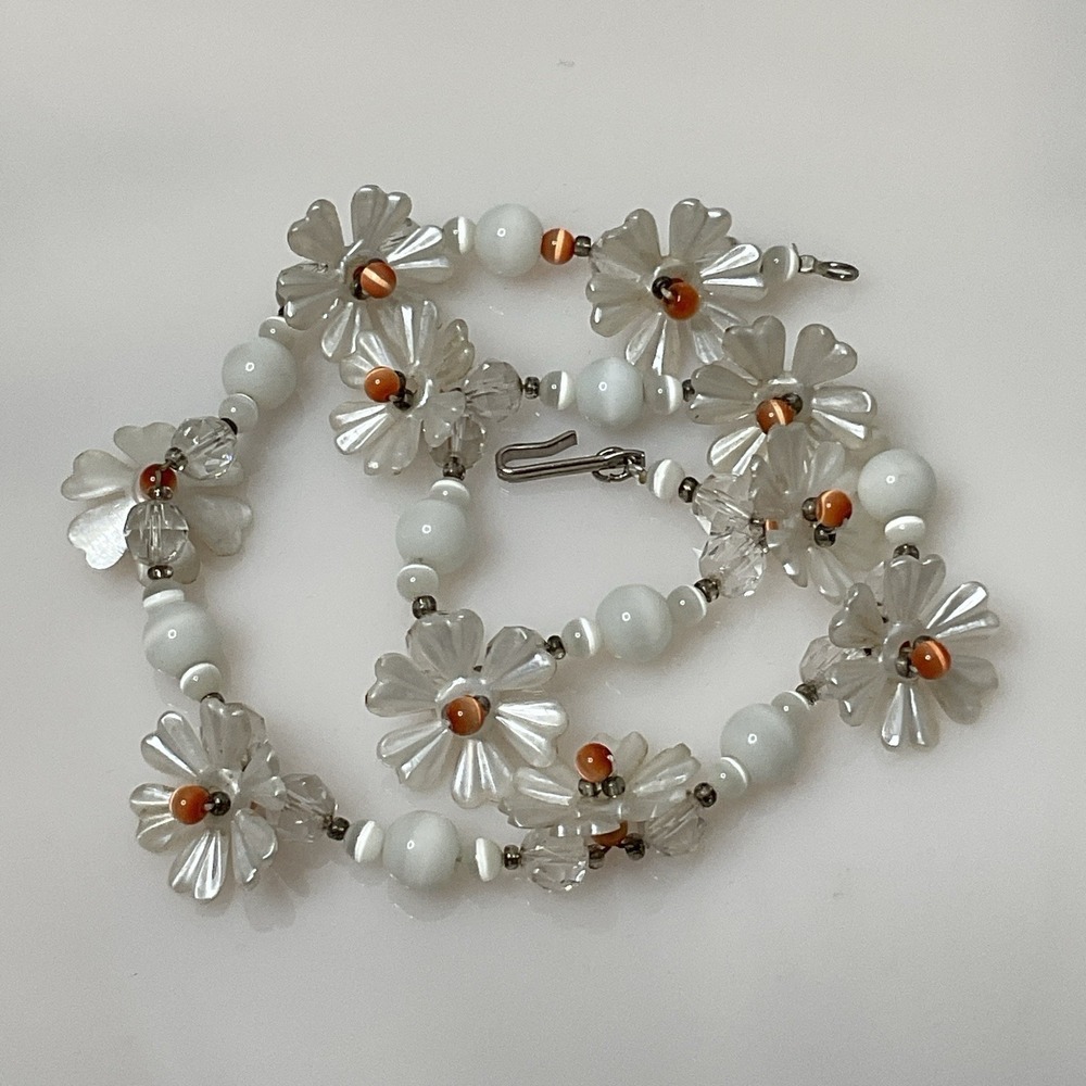 Vintage Mother of Pearl Daisy Flower Necklace Glass Cats Eye Choker 15" Romantic - Picture 7 of 12